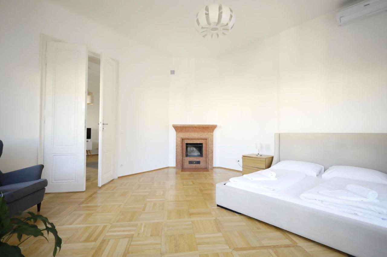 Heymi Apartments Oper Viena Exterior foto