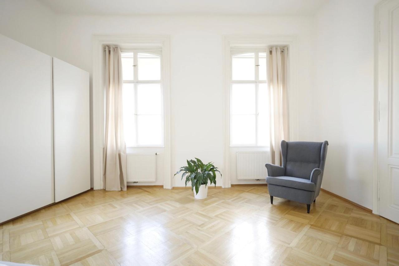 Heymi Apartments Oper Viena Exterior foto